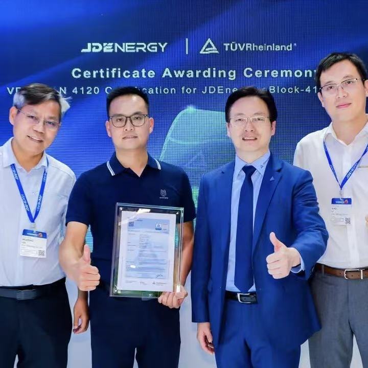 JDEnergy Shines at Intersolar Europe with Flooding Overseas Orders